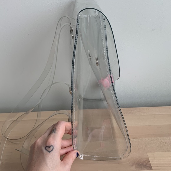 AMERICAN APPAREL | Clear Vinyl Backpack - Picture 5 of 12